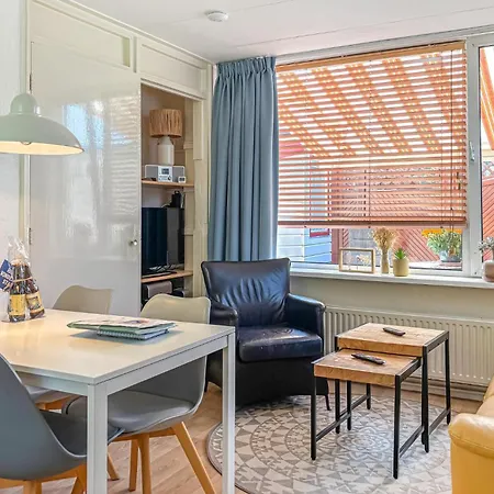 2 Bedroom Front In Vakantiehuis *