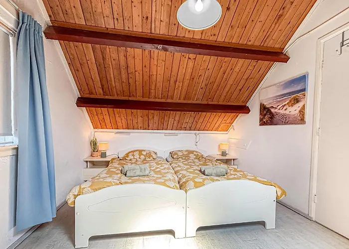 2 Bedroom Front In Egmond aan Zee